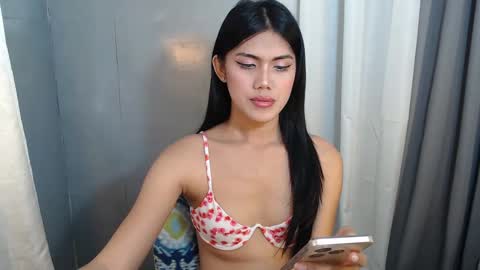 Snapshot of samanthasweety chatting on 12-12-24, 02:26 Samantha online show from 12-12-24, 02:26