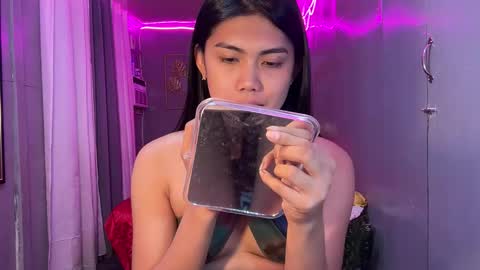 Snapshot of samanthasweety chatting on 09-10-25, 05:51 Samantha online show from 09-10-25, 05:51