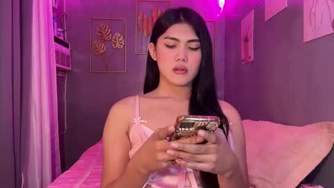 Snapshot of samanthasweety chatting on 10-16-25, 04:57 Samantha online show from 10-16-25, 04:57