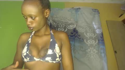 Snapshot of samanthjey chatting on 03-15-26, 04:29 manth online show from 03-15-26, 04:29