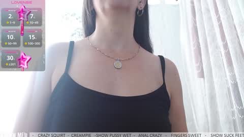 Snapshot of samantrak_love chatting on 01-02-25, 02:24 SAMANTHA online show from 01-02-25, 02:24