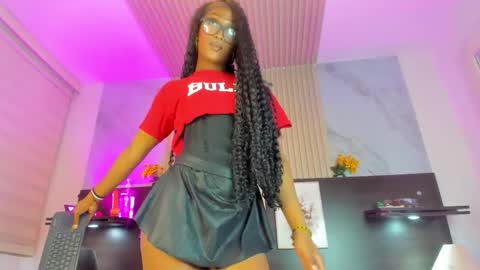 Snapshot of samara_as chatting on 11-07-25, 01:05 samara_as online show from 11-07-25, 01:05