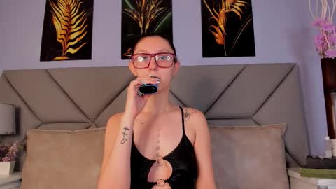 Samara  online show from 11-24-25, 12:38