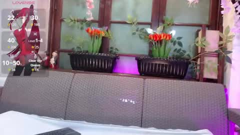 Snapshot of samara_selene chatting on 06-25-26, 03:17 SAMARA online show from 06-25-26, 03:17