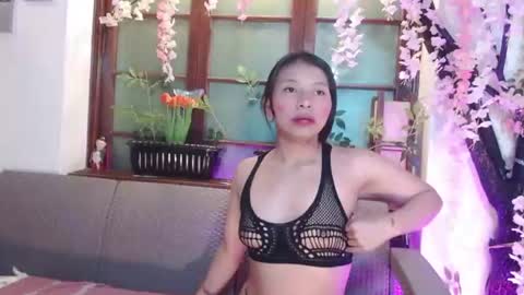 Snapshot of samara_selene chatting on 07-28-26, 03:24 SAMARA online show from 07-28-26, 03:24