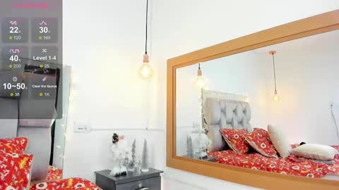 Samara Wells online show from 12-23-24, 11:39