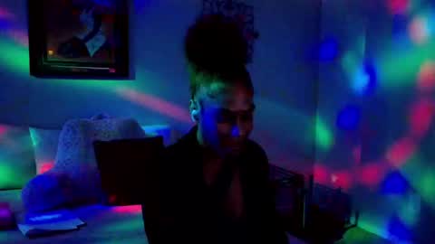 Yaya online show from 02-19-25, 02:33