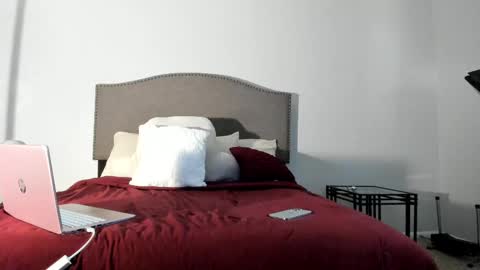 Yaya online show from 09-25-25, 04:16