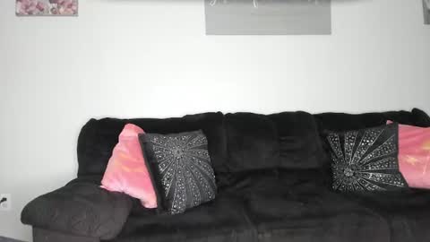 Snapshot of samatha1998 chatting on 06-10-26, 01:50 Yaya online show from 06-10-26, 01:50