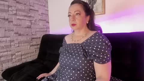 Snapshot of samethyst chatting on 11-26-25, 11:33 samethyst online show from 11-26-25, 11:33