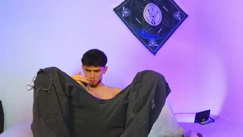 samevansx online show from 12-19-25, 04:25