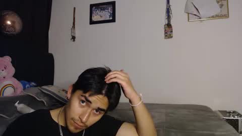 Snapshot of sami_and_gael chatting on 11-18-25, 01:44 Tami Gael online show from 11-18-25, 01:44