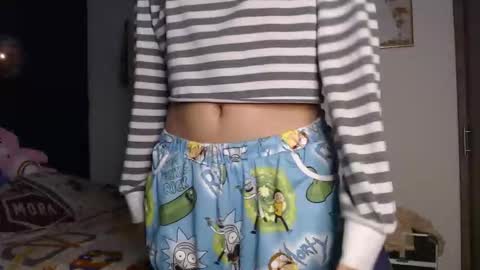 Snapshot of sami_and_gael chatting on 12-22-25, 02:08 Tami Gael online show from 12-22-25, 02:08