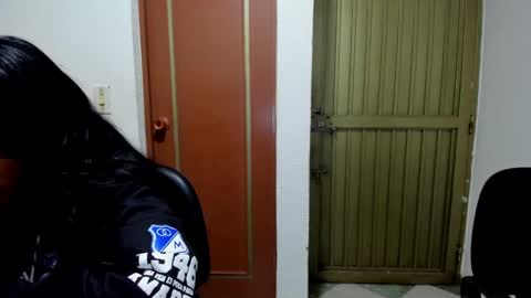 sami_cutte online show from 01-14-25, 04:40