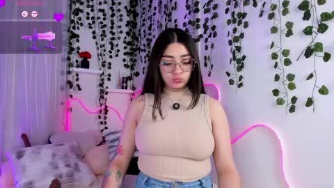 Snapshot of samii_evanns chatting on 05-07-26, 05:02 Samii Evans online show from 05-07-26, 05:02