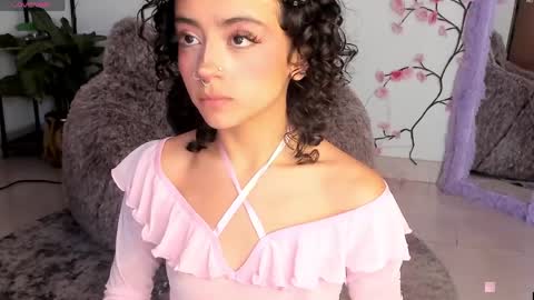 Sam    online show from 04-07-26, 02:28