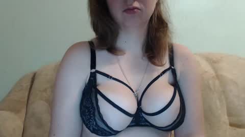 Snapshot of samiliya chatting on 02-09-25, 07:19 samiliya online show from 02-09-25, 07:19