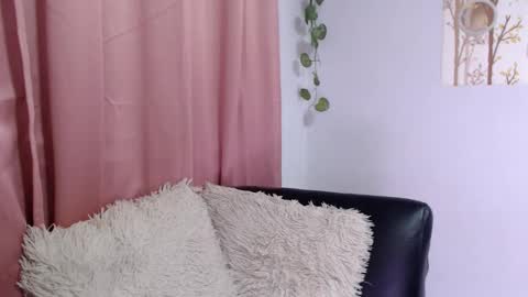 SAMIRA online show from 04-15-26, 07:58