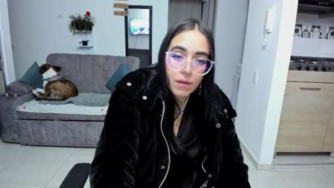 SARA online show from 01-16-26, 04:27