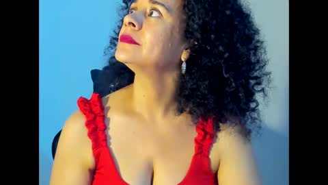 Snapshot of samm_hoti chatting on 02-28-25, 02:09 sam online show from 02-28-25, 02:09