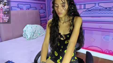 Snapshot of sammanta_18 chatting on 01-20-25, 08:19 Samantha online show from 01-20-25, 08:19