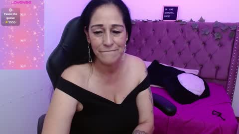 Snapshot of sammantha_sweet chatting on 12-06-24, 12:23 Samantha online show from 12-06-24, 12:23