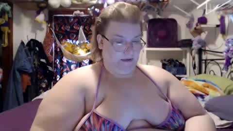SammieJean online show from 11-12-25, 02:06