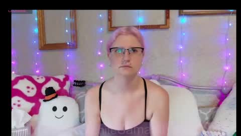 Samantha online show from 06-27-26, 12:33