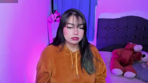 Snapshot of sammy_bunny1 chatting on 05-14-26, 06:31 Samantha online show from 05-14-26, 06:31