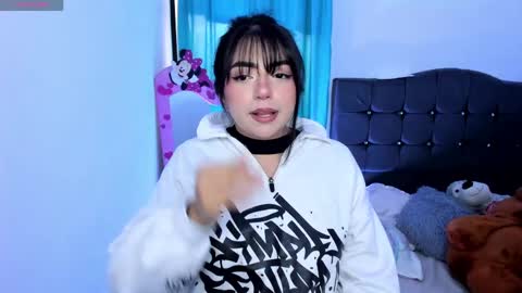 Snapshot of sammy_bunny1 chatting on 05-16-26, 10:36 Samantha online show from 05-16-26, 10:36