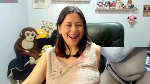sammy_cute33 online show from 06-15-26, 07:21