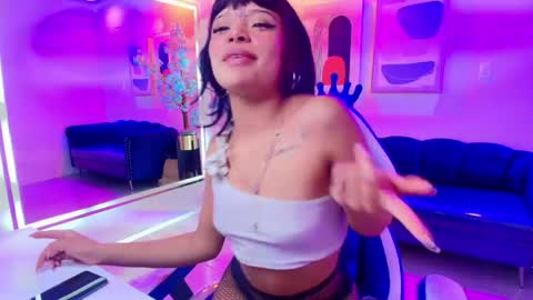 Snapshot of sammy_mauzy chatting on 04-18-26, 03:32 Sammy online show from 04-18-26, 03:32