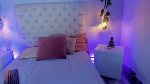 Samantha online show from 02-01-26, 04:33