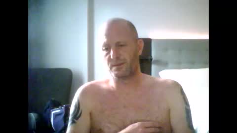 Snapshot of sammyb1821 chatting on 04-13-26, 03:28 sammyb1821 online show from 04-13-26, 03:28
