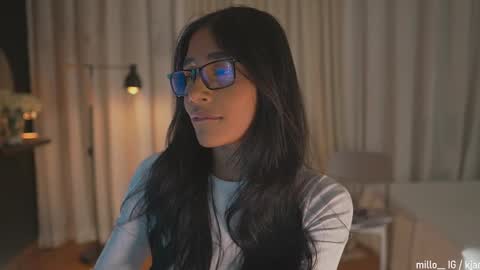 Sam online show from 03-05-26, 09:44