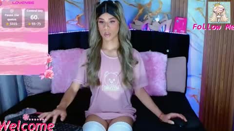 Snapshot of sammylittle_ chatting on 10-05-25, 06:17 sammylittle_ online show from 10-05-25, 06:17