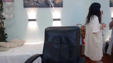 sammyrhoades online show from 11-20-25, 07:24