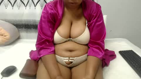 Snapshot of sammyxxx393 chatting on 06-16-26, 07:11 sammyxxx393 online show from 06-16-26, 07:11