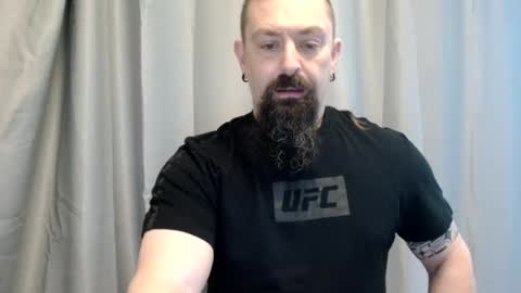 Snapshot of samoanthorn chatting on 02-12-25, 10:46 Samoanthorn online show from 02-12-25, 10:46