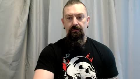 Snapshot of samoanthorn chatting on 02-26-25, 11:41 Samoanthorn online show from 02-26-25, 11:41