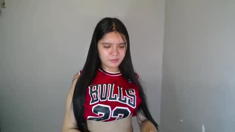 Snapshot of sampaguita_pinayxx chatting on 09-28-25, 10:53 SOFIA online show from 09-28-25, 10:53
