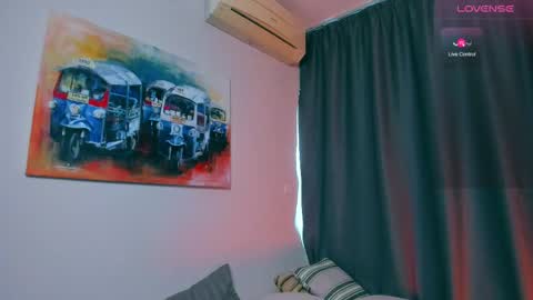 Samuel online show from 02-24-25, 05:43