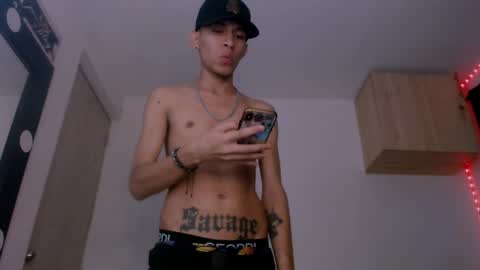 Snapshot of samuel_suarez chatting on 12-26-24, 06:41 online show from 12-26-24, 06:41