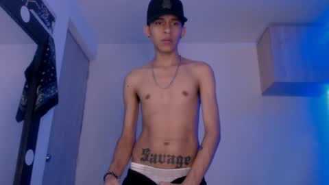 Snapshot of samuel_suarez chatting on 01-25-25, 01:10 online show from 01-25-25, 01:10