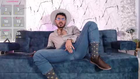  Samuel Coopper  online show from 10-01-25, 06:03