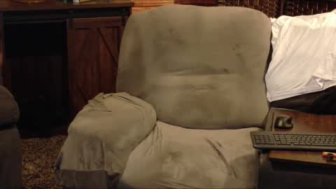 Snapshot of samueldixky chatting on 01-06-26, 05:33 samueldixky online show from 01-06-26, 05:33