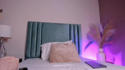 Snapshot of samvegaa chatting on 06-02-26, 01:07 Sam Vega online show from 06-02-26, 01:07