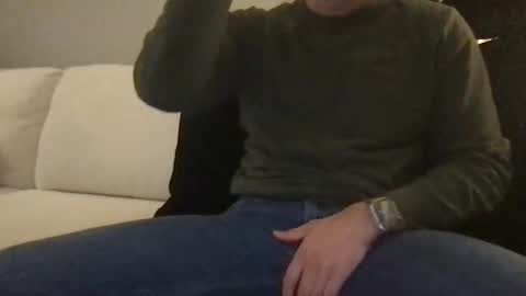 Sam W dick strip tease online show from 12-20-25, 06:20