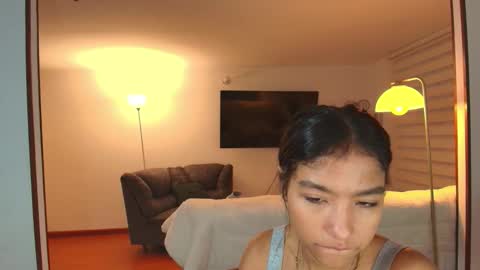 Hello I am absent due to a family calamity I will return soon-hola estoy ausente por un problema familiar volvere pronto. online show from 10-08-25, 11:13