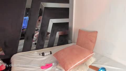 Snapshot of samy_ross_ chatting on 12-06-24, 09:57 Find me at when im offline here. online show from 12-06-24, 09:57